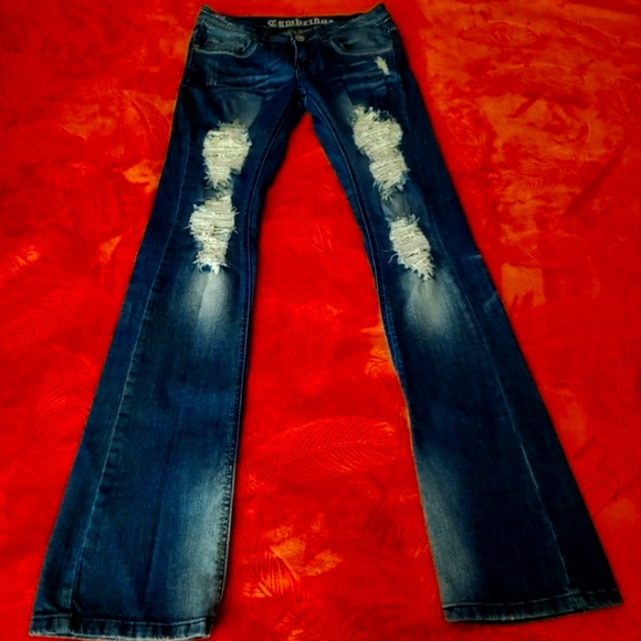 Arden B's Cambridge Women's Distressed Jeans - Picture 1 of 6